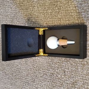 *HOST PICK* NWT Bottle stop Golf Ball in Box